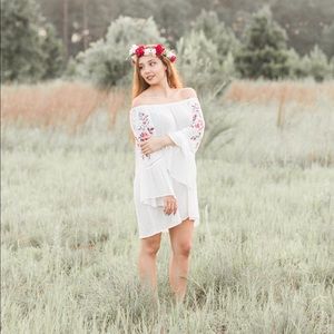 UMGEE Embroidered off-the-shoulder dress